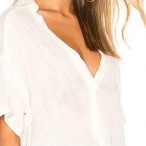 Free people full of light white top. Worn once.‎ Retsil 68